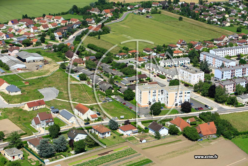 Photo arienne de Auxonne
