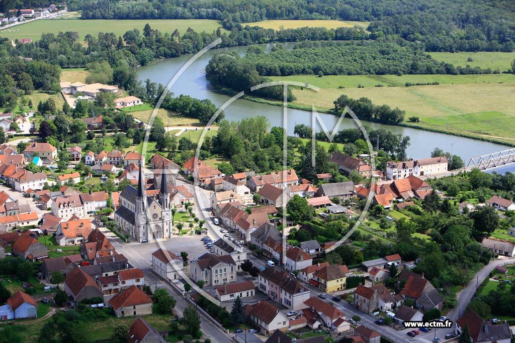 Photo arienne de Lamarche-sur-Sane