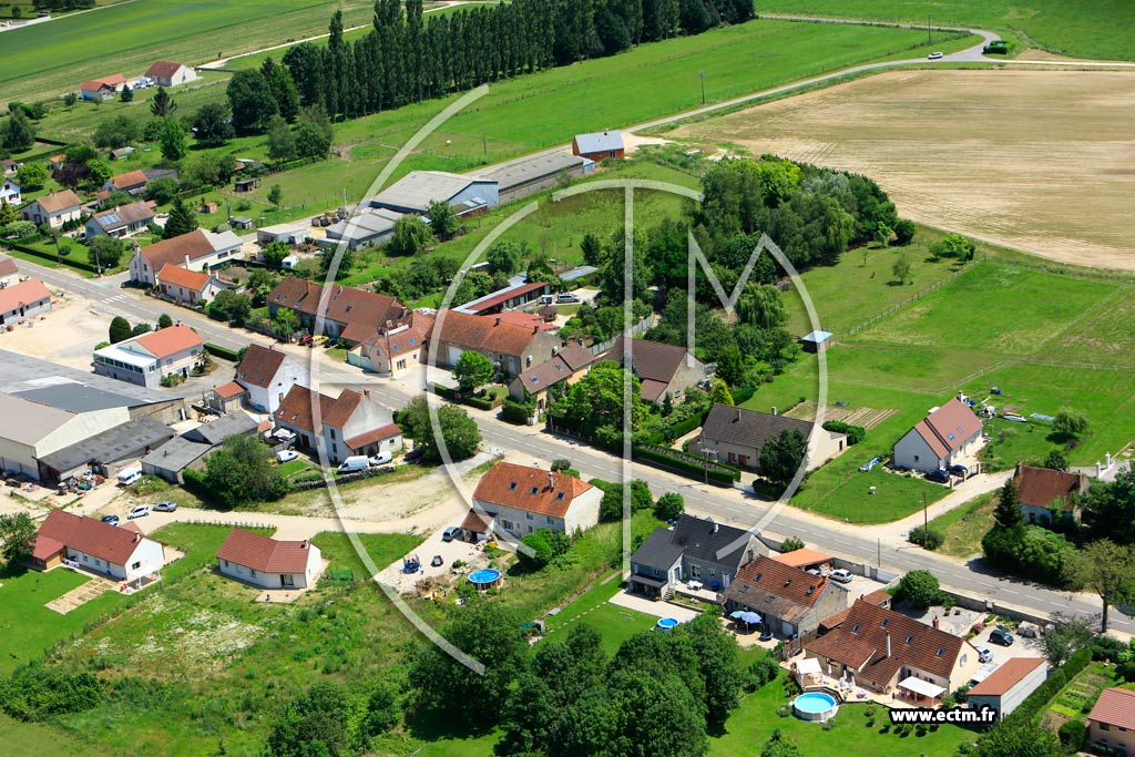 Photo arienne de Laperrire-sur-Sane