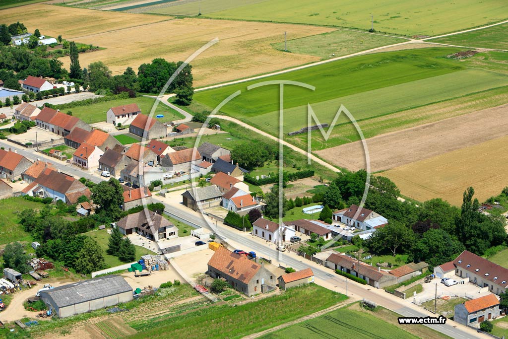 Photo arienne de Les Maillys (Mailly-le-Chteau)