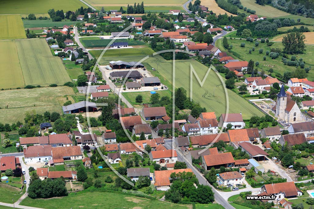 Photo arienne de Longwy-sur-le-Doubs
