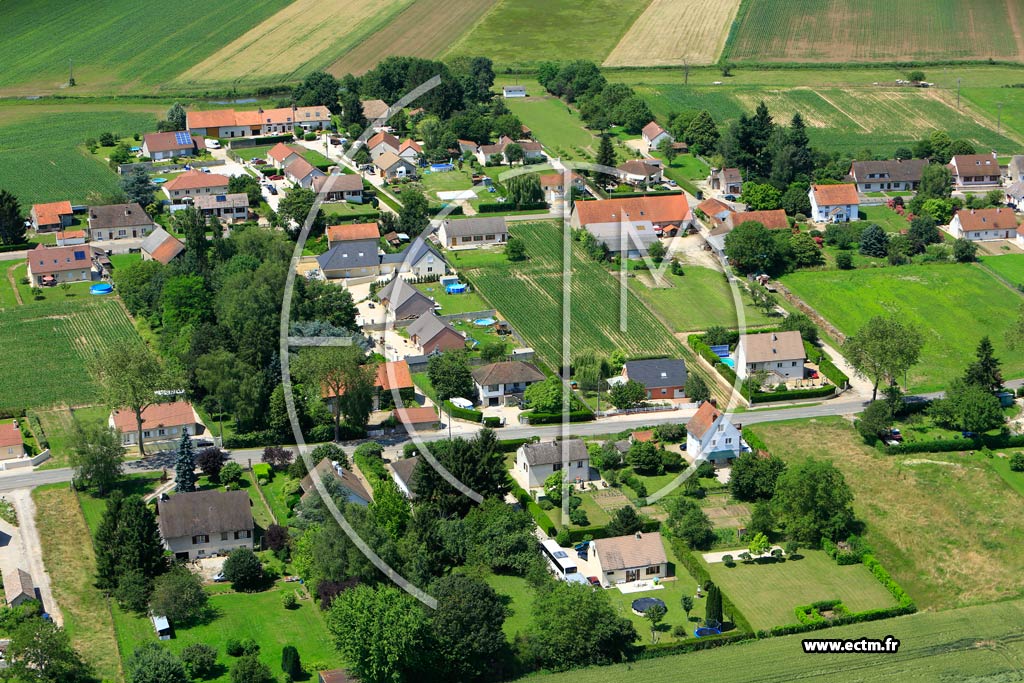 Photo arienne de Losne (Chaugey)
