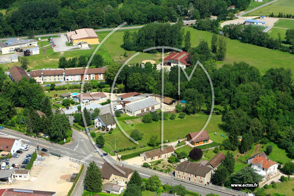 Photo arienne de Mont-sous-Vaudrey