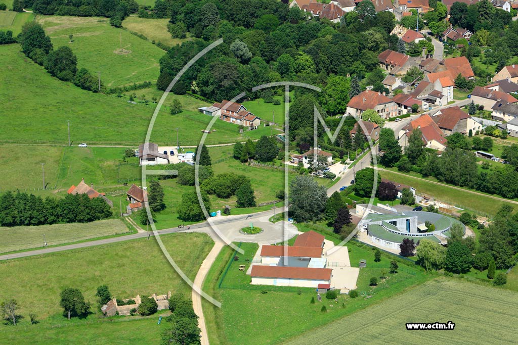 Photo arienne de Montmirey-la-Ville