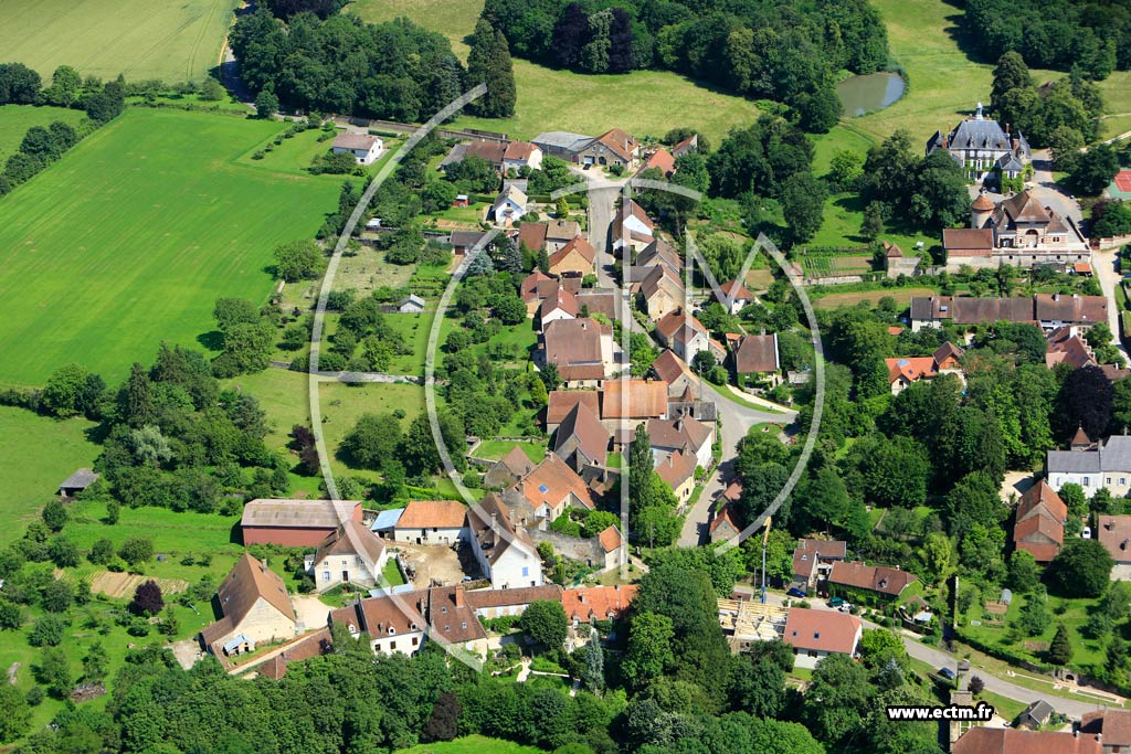 Photo arienne de Montmirey-la-Ville