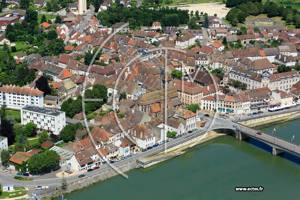 Photo arienne de Saint-Jean-de-Losne