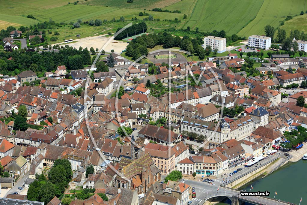 Photo arienne de Saint-Jean-de-Losne