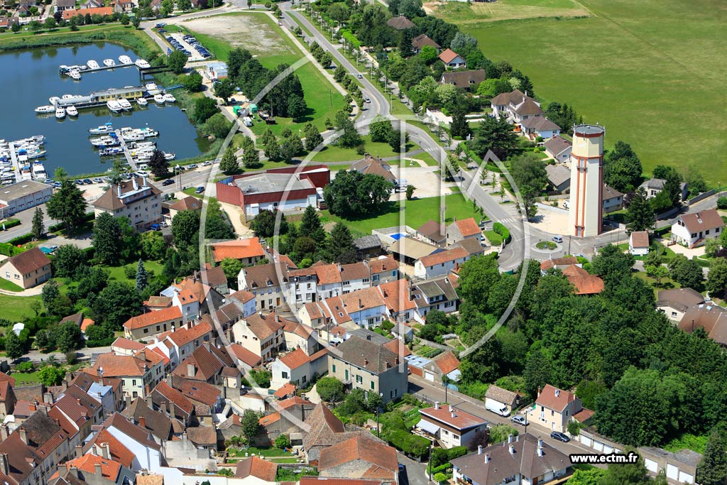 Photo arienne de Saint-Jean-de-Losne