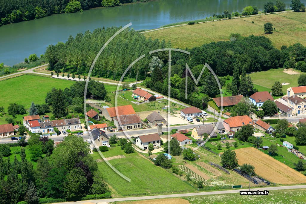 Photo arienne de Saint-Symphorien-sur-Sane