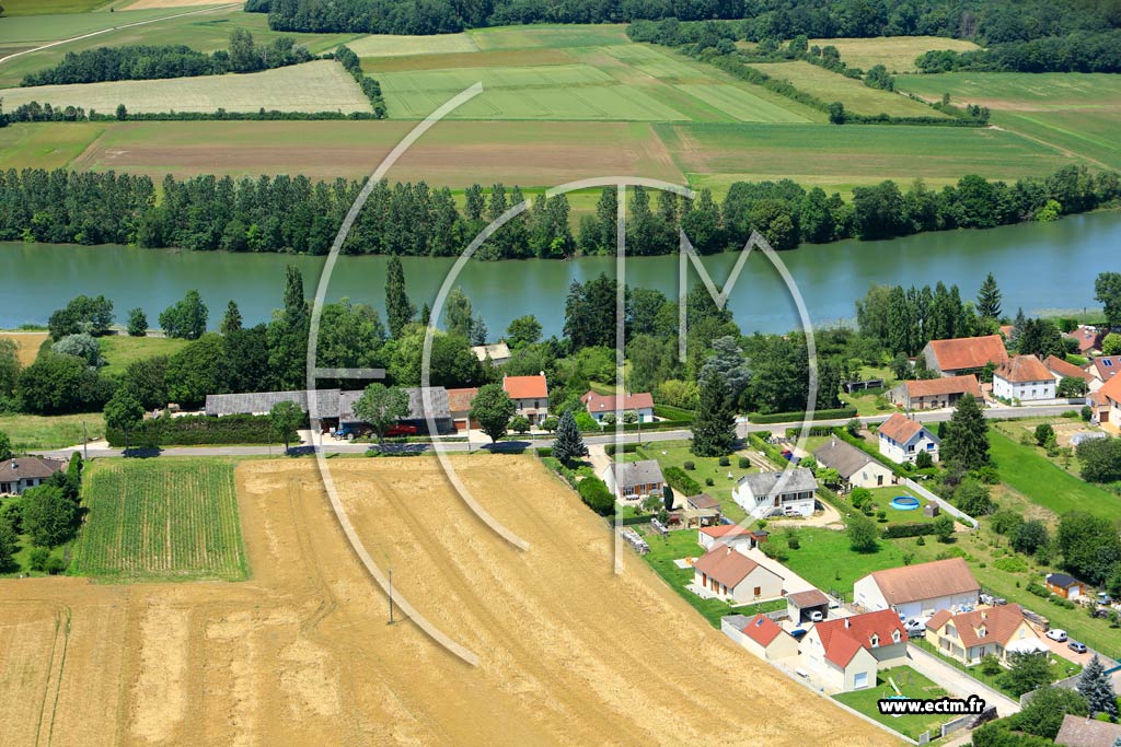Photo arienne de Saint-Symphorien-sur-Sane