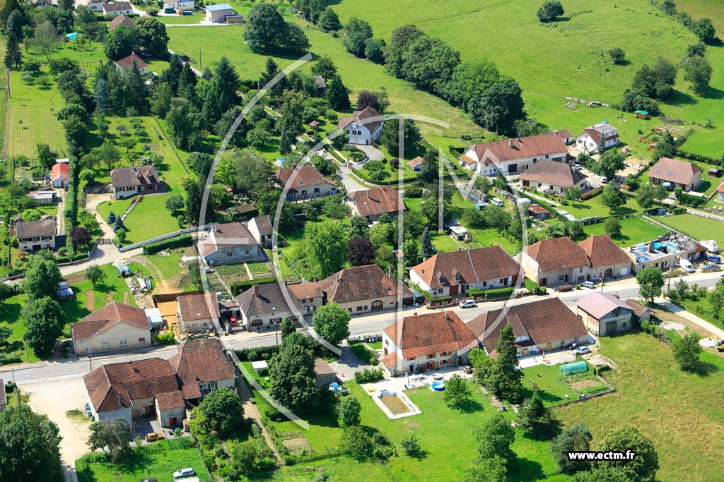 Photo arienne de Villers-Farlay