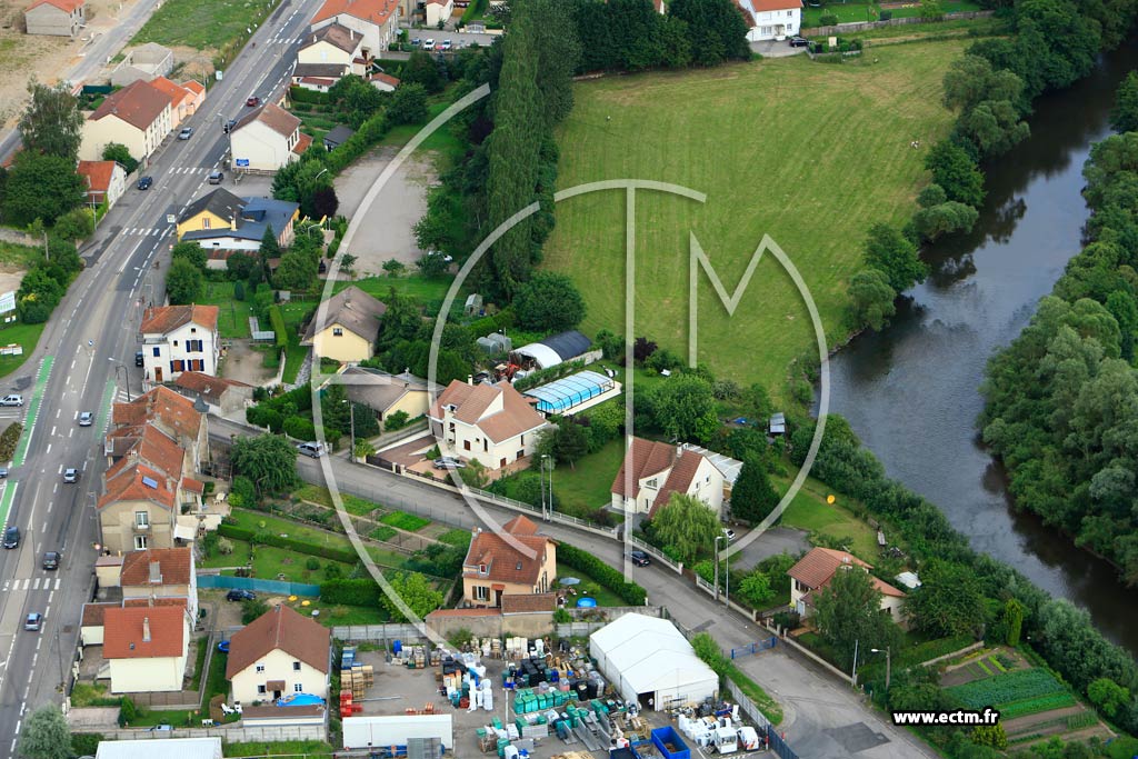 Photo arienne de Moncel-ls-Lunville
