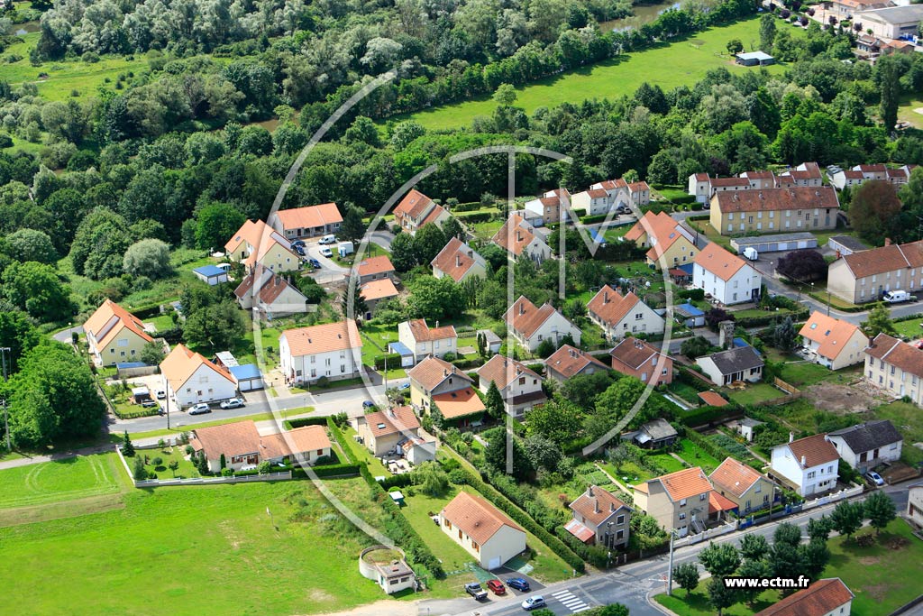 Photo arienne de Blainville-sur-l'Eau (Cit du Haut des Places)