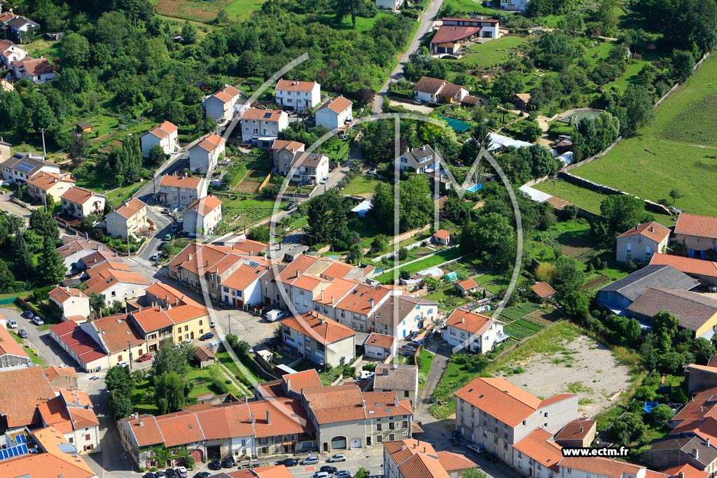 Photo arienne de Lay-Saint-Christophe