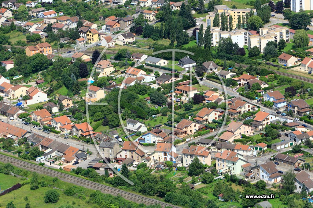 Photo arienne de Neuves-Maisons (Les Champs Monseigneur)