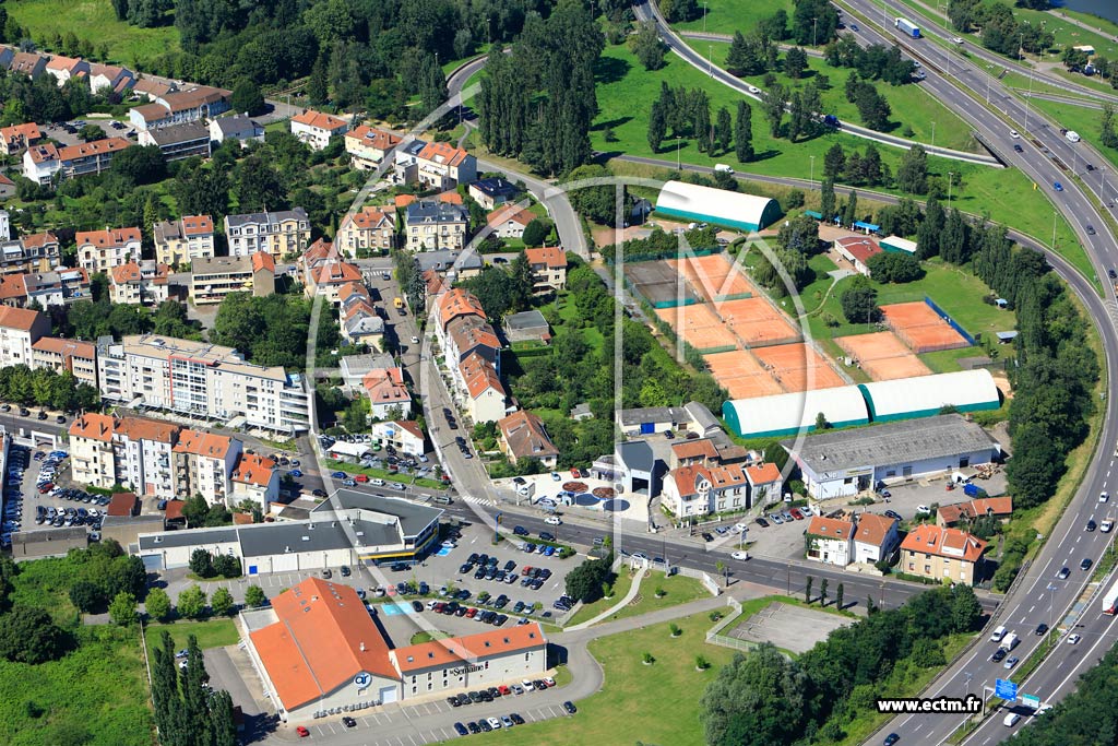Photo arienne de Longeville ls Metz (le Saint Symphorien)