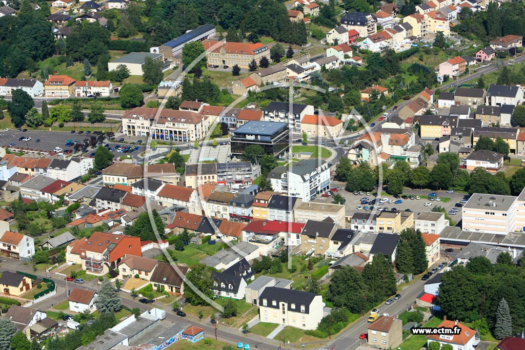 Photo arienne de Creutzwald (Cit Houvergarten)