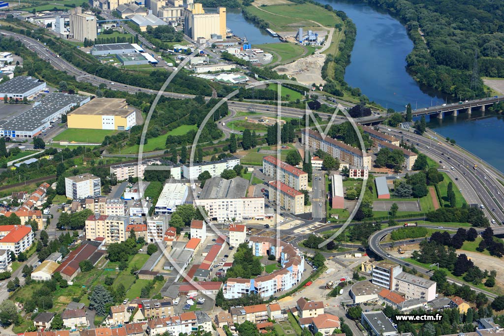Photo arienne de Metz (Devant-les-Ponts)