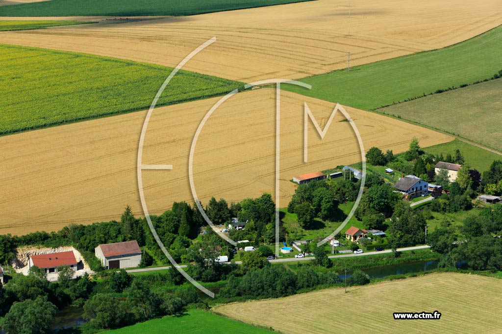 Photo arienne de Ourches-sur-Meuse