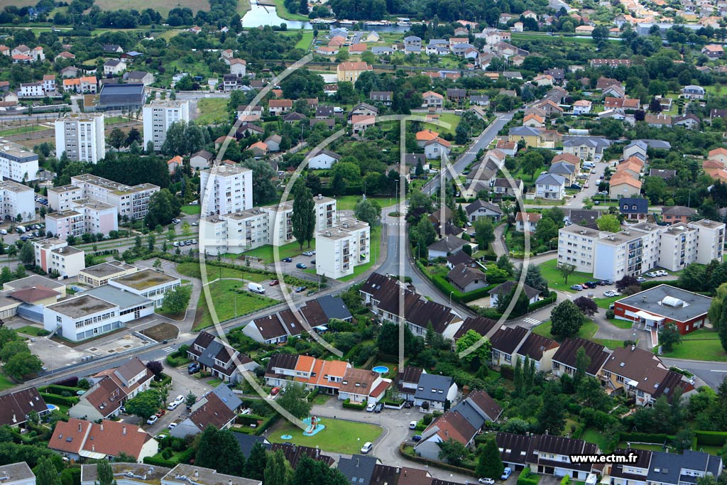 Photo arienne de Toul (Rgina Village)