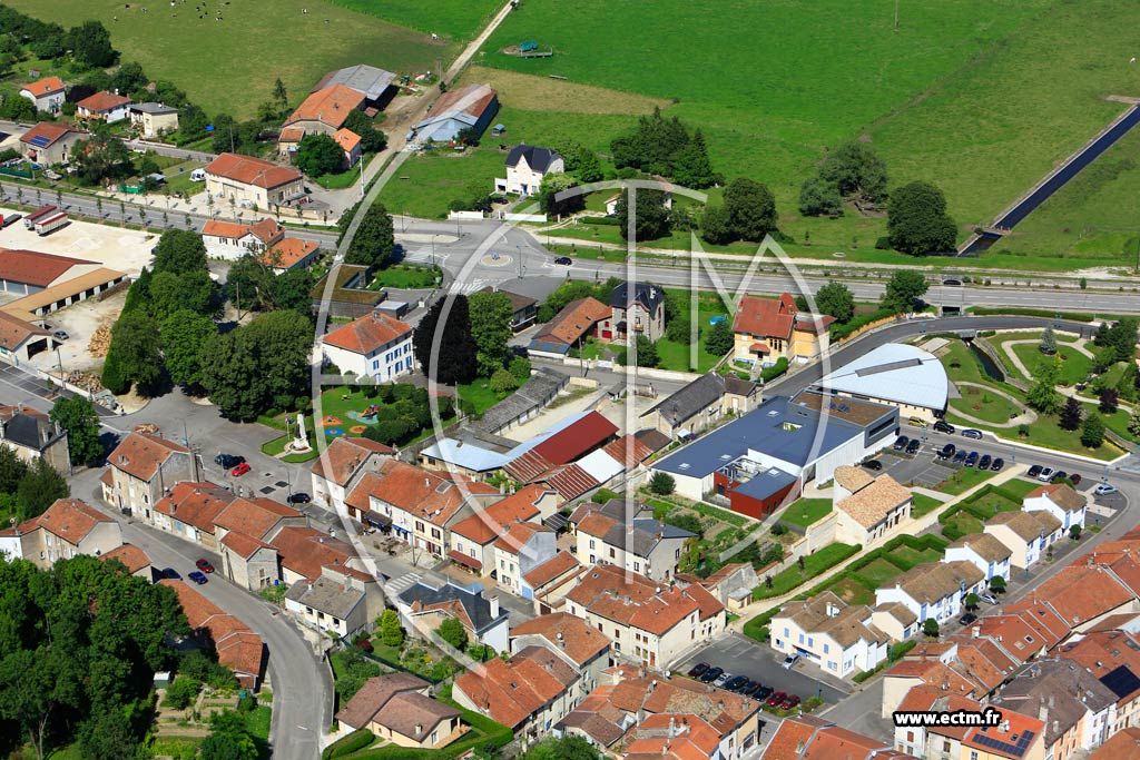Photo arienne de Vaucouleurs
