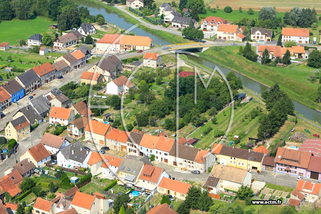 Photo arienne de Herbitzheim (Saint-Michel)