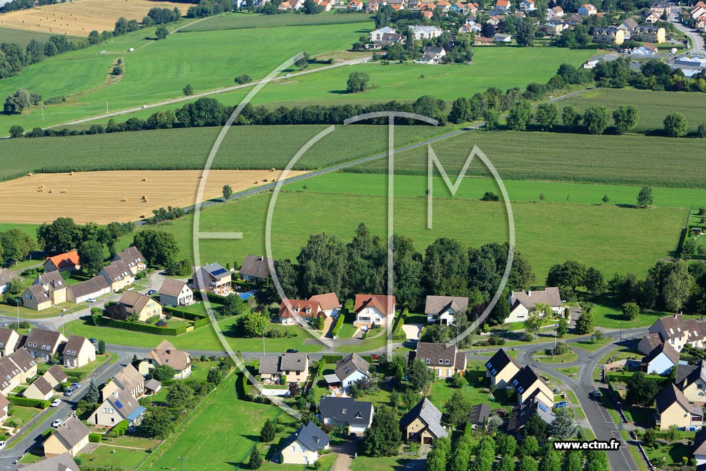Photo arienne de Phalsbourg (Trois Maisons)