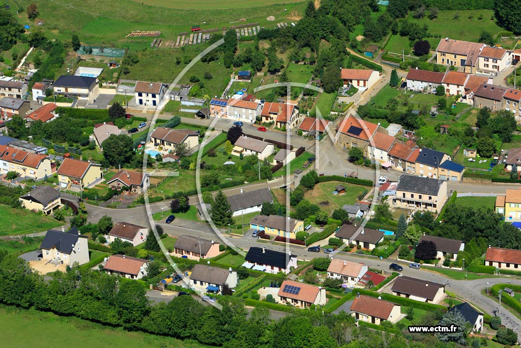 Photo arienne de Cosnes-et-Romain (Vaux-sur-Warnimont)