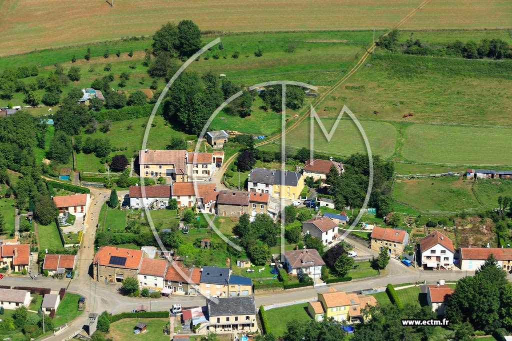 Photo arienne de Cosnes-et-Romain (Vaux-sur-Warnimont)