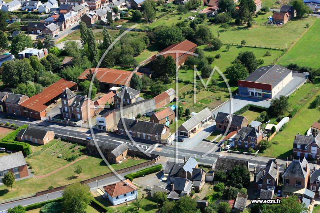 Photo arienne de Flavy-le-Martel