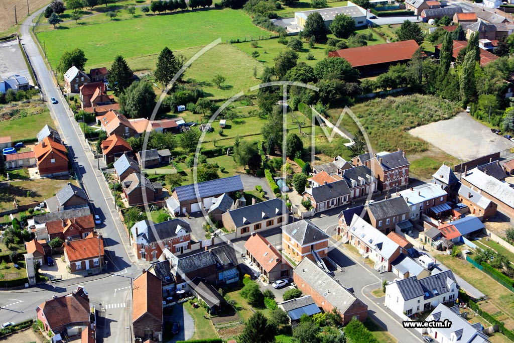 Photo arienne de Flavy-le-Martel