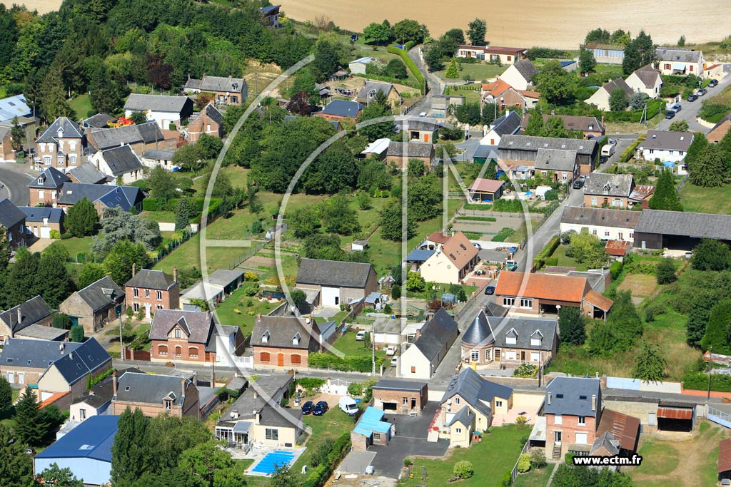 Photo arienne de Mzires-sur-Oise