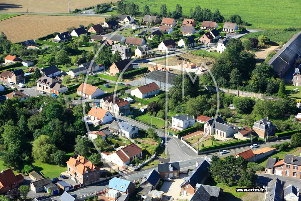 Photo arienne de Neuville-Saint-Amand