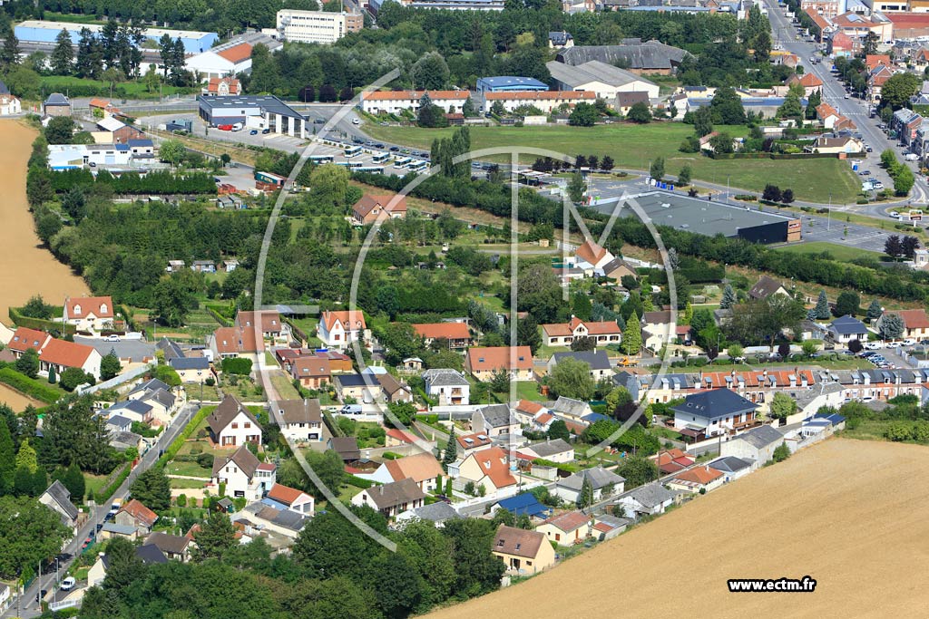 Photo arienne de Neuville-Saint-Amand
