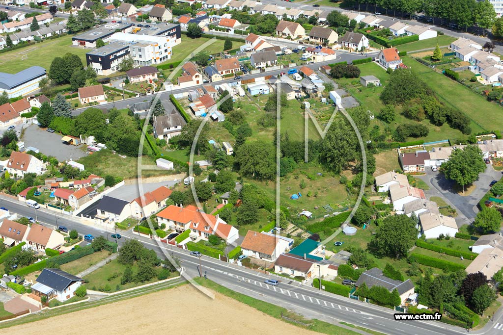 Photo arienne de Saint-Quentin (Chemin de Neuville)