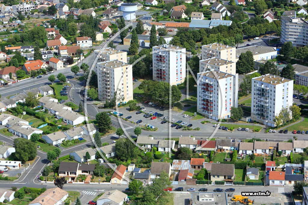 Photo arienne de Saint-Quentin (Quartier de Neuville)