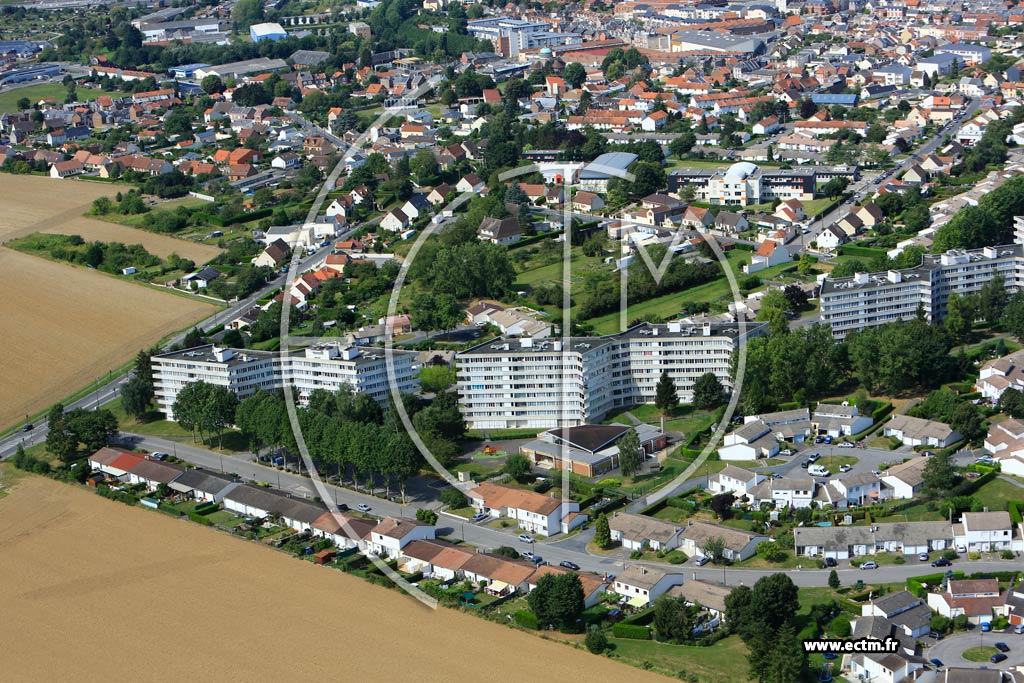 Photo arienne de Saint-Quentin (Quartier de Neuville)
