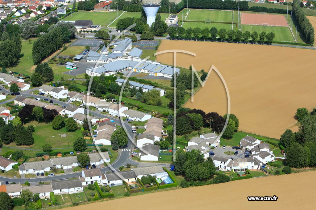 Photo arienne de Saint-Quentin (Quartier de Neuville)