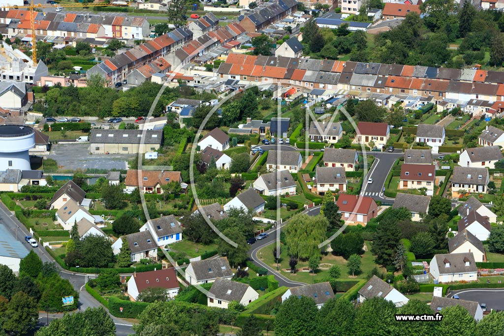 Photo arienne de Saint-Quentin (Quartier de Neuville)