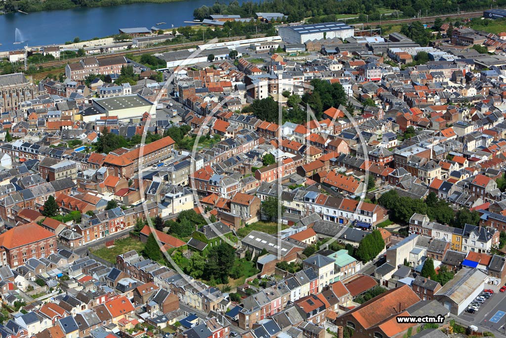Photo arienne de Saint-Quentin (Rue du Gnral Leclerc)