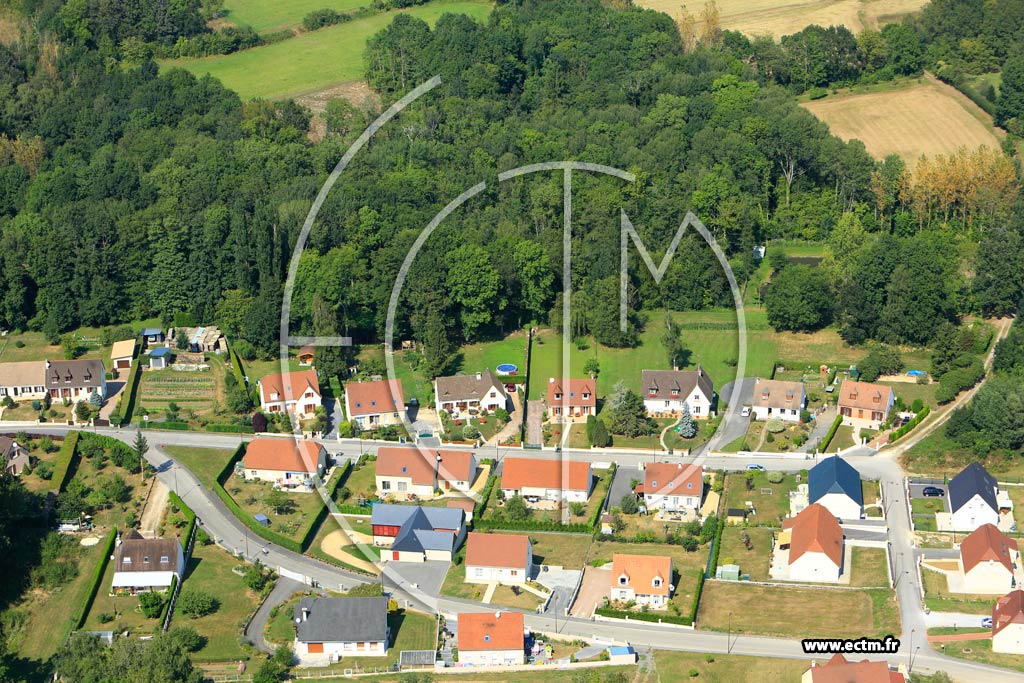 Photo arienne de Bruyres-et-Montbrault