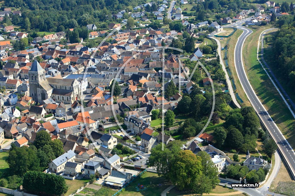 Photo arienne de Bruyres-et-Montbrault