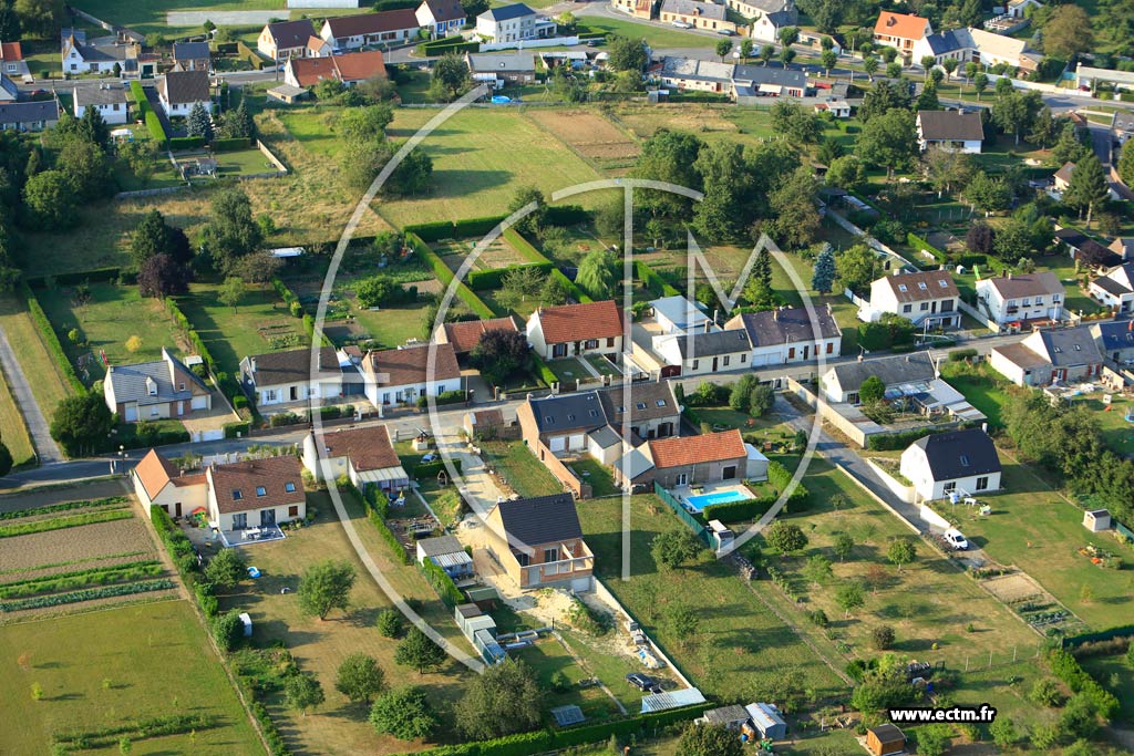 Photo arienne de Couvron-et-Aumencourt