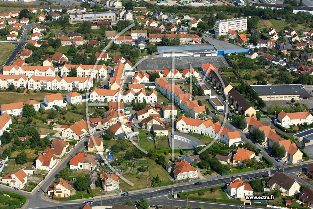Photo arienne de Laon (Cit du Nord)