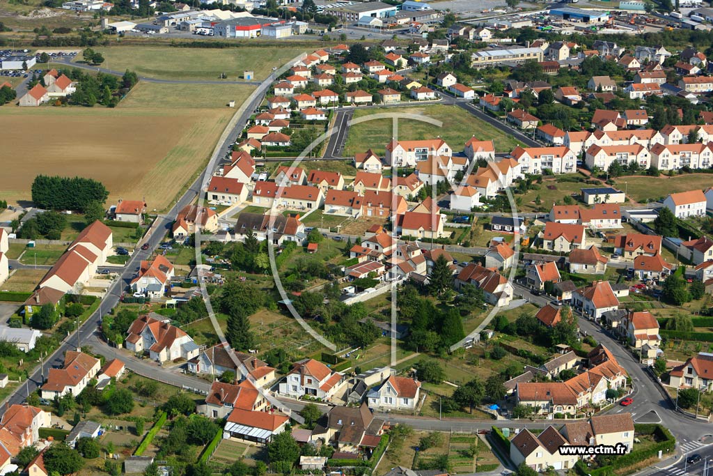 Photo arienne de Laon (Cit du Nord)