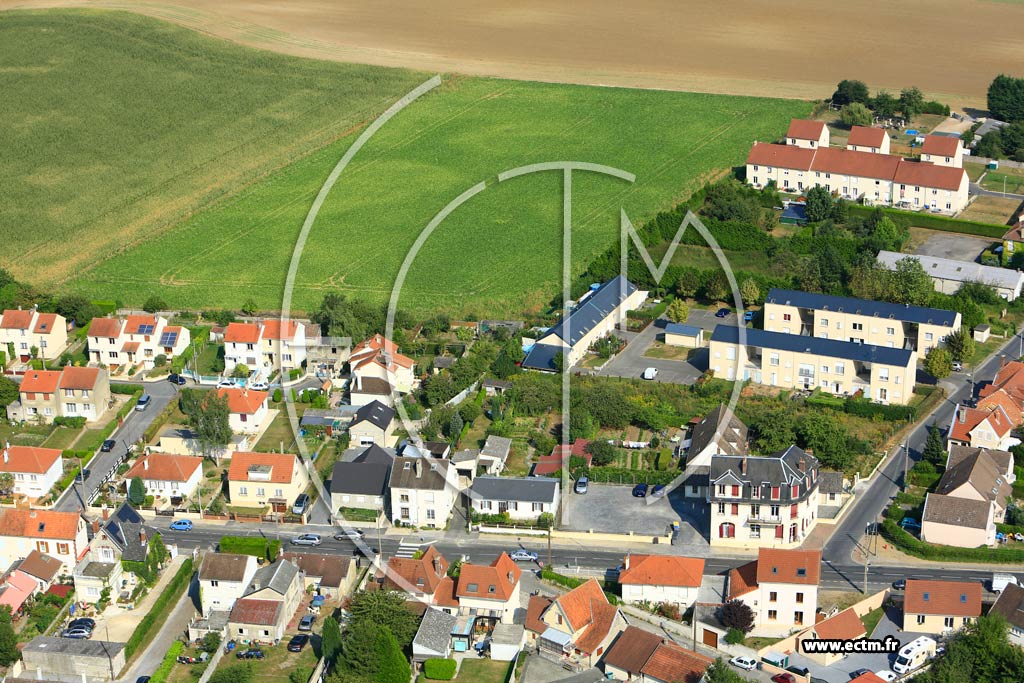 Photo arienne de Laon (Cit du Nord)