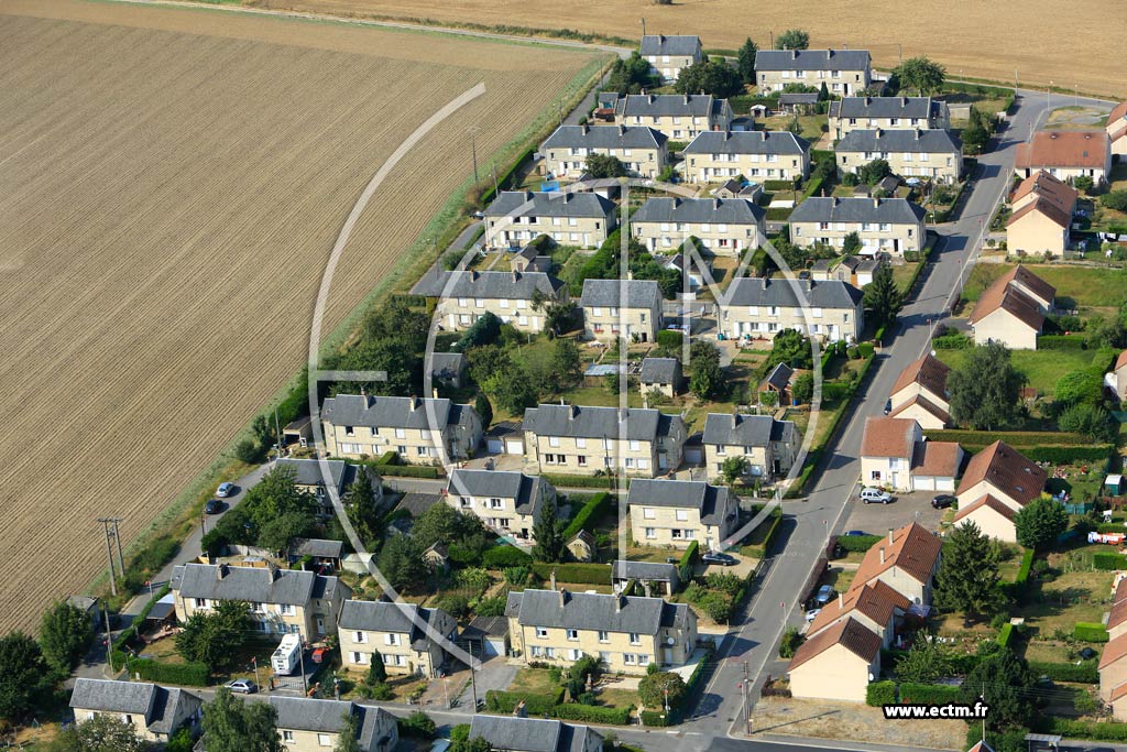 Photo arienne de Laon (Cit du Nord)