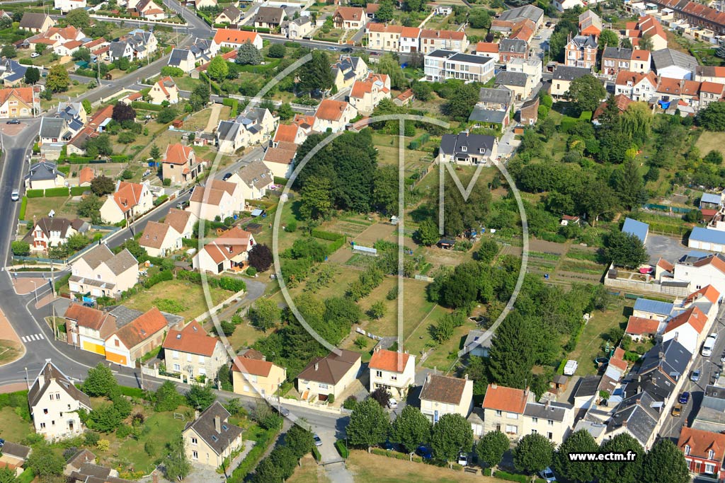 Photo arienne de Laon (Cit du Nord)