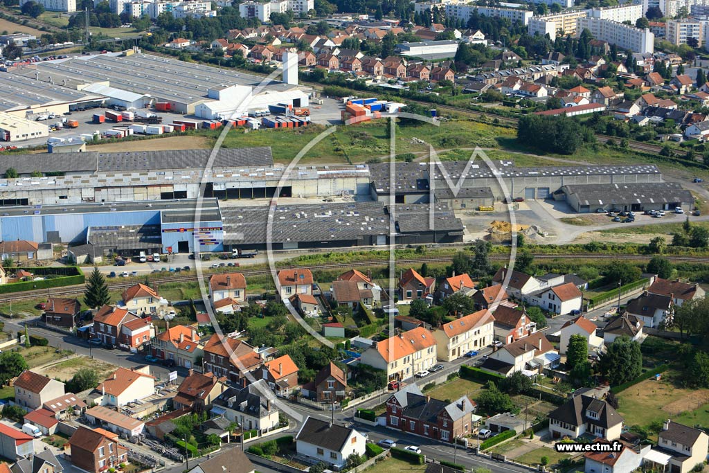 Photo arienne de Laon (Cit du Nord)