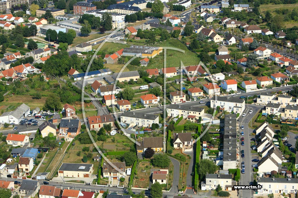 Photo arienne de Laon (La Neuville)